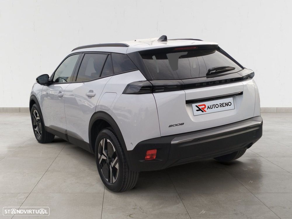 Peugeot 2008 1.2 PureTech Allure - 3