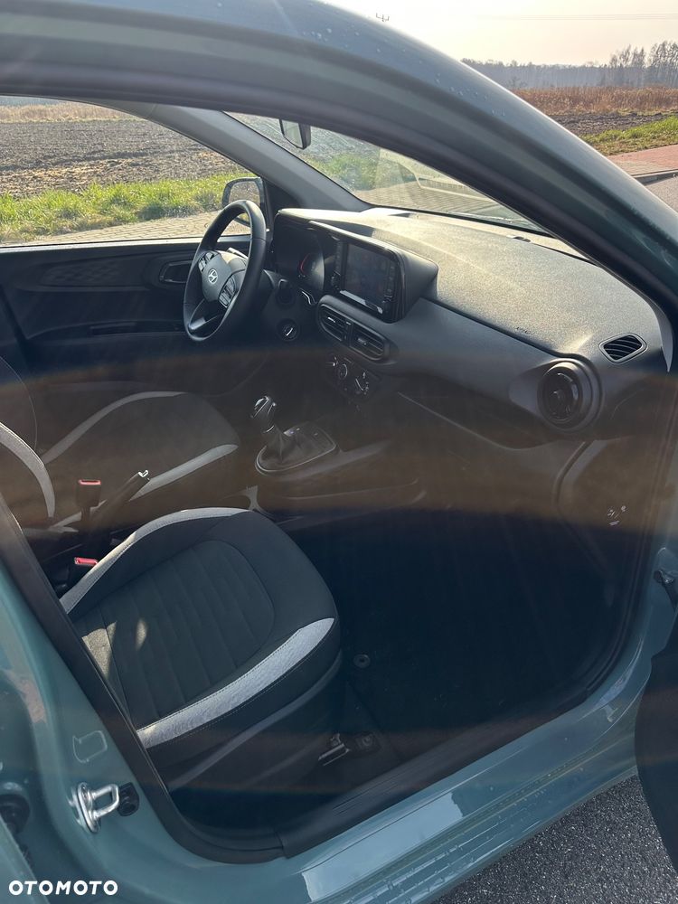 Hyundai i10 1.0 AMT Trend - 5