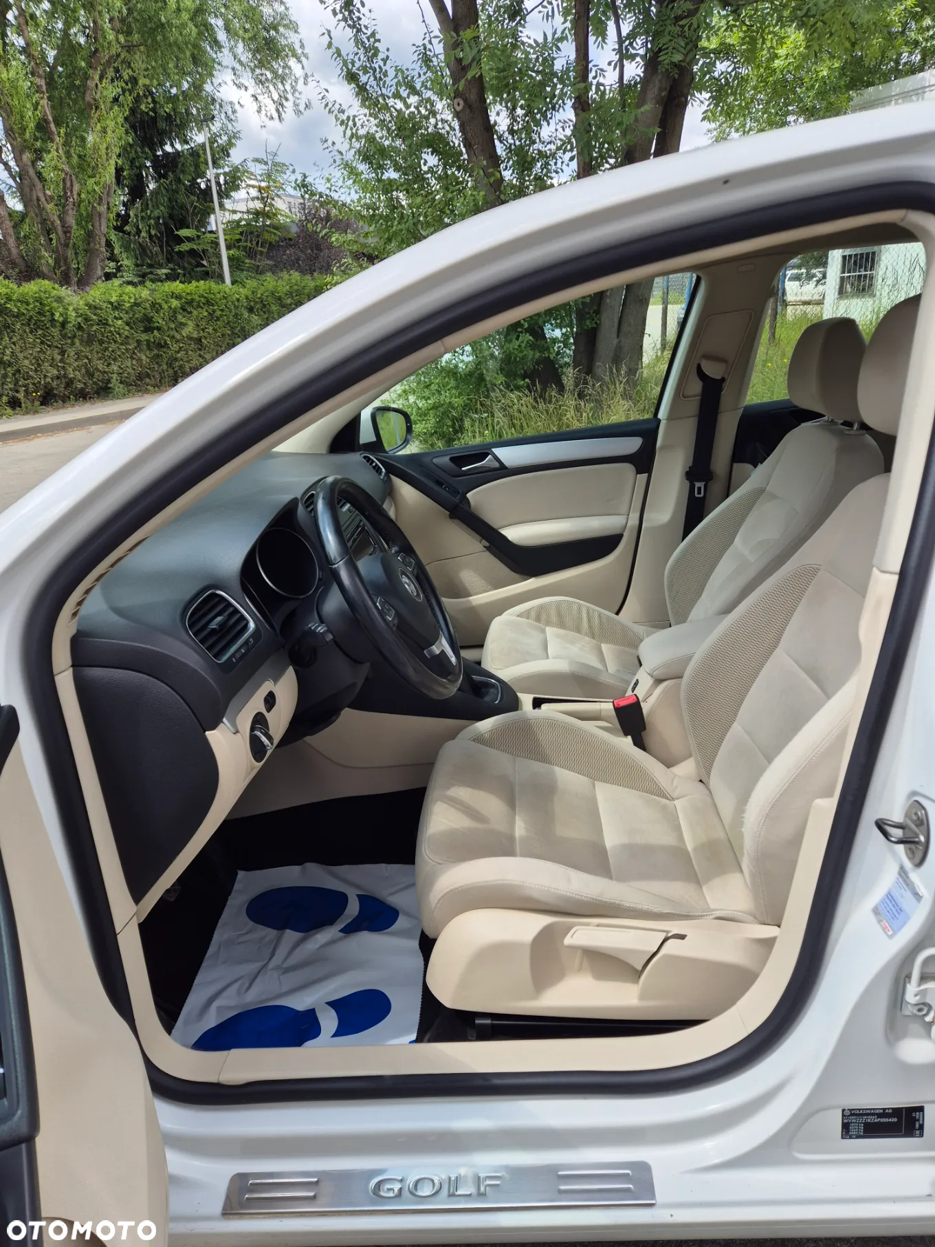Volkswagen Golf VI 2.0 TDI Highline - 15