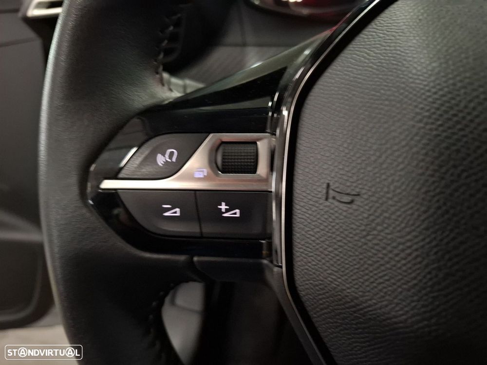 Peugeot 208 1.2 PureTech Active - 16