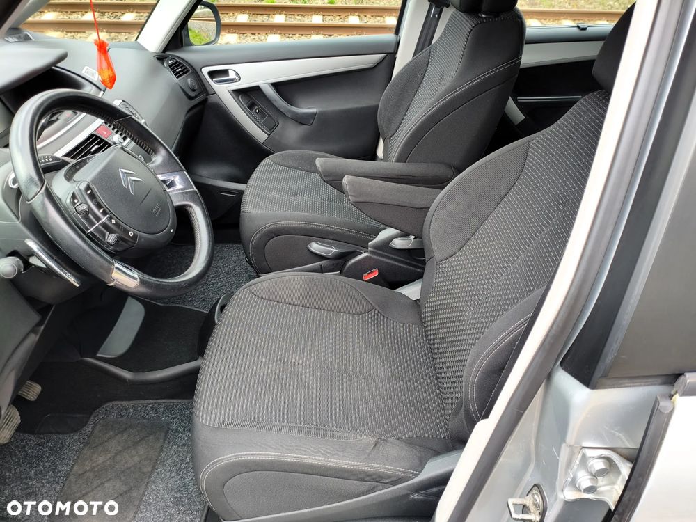 Citroën C4 Grand Picasso - 24