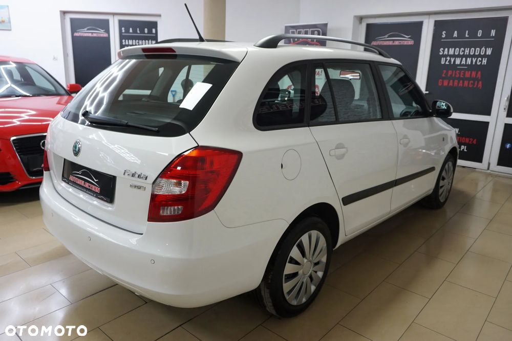 Skoda Fabia 1.2 TSI Ambiente - 9