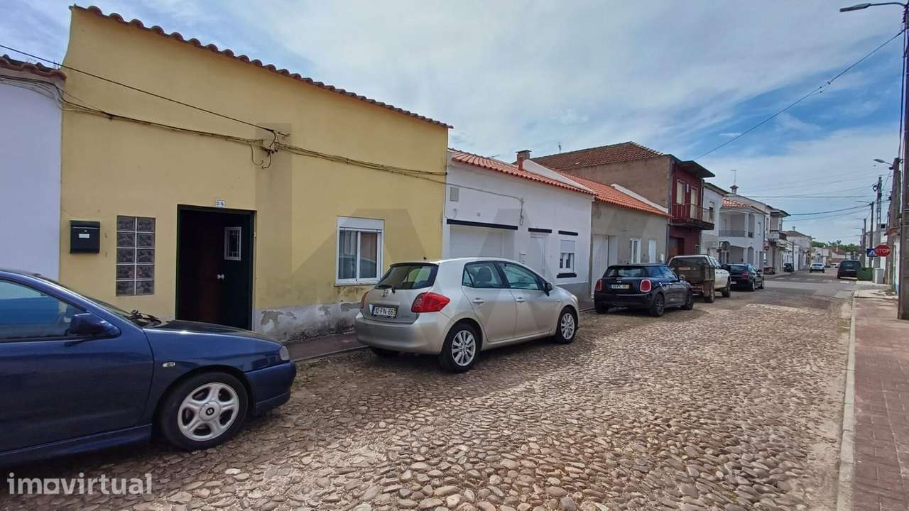 Moradia em banda T2 +1 - Grande imagem: 2/48