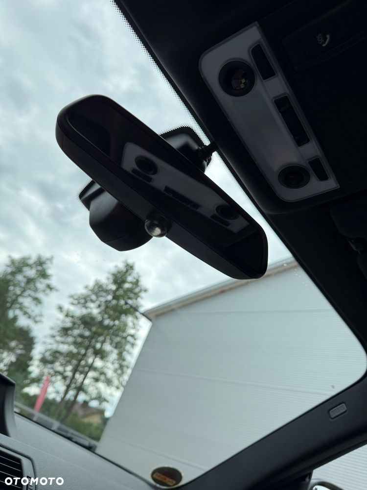 BMW Seria 1 118d - 23