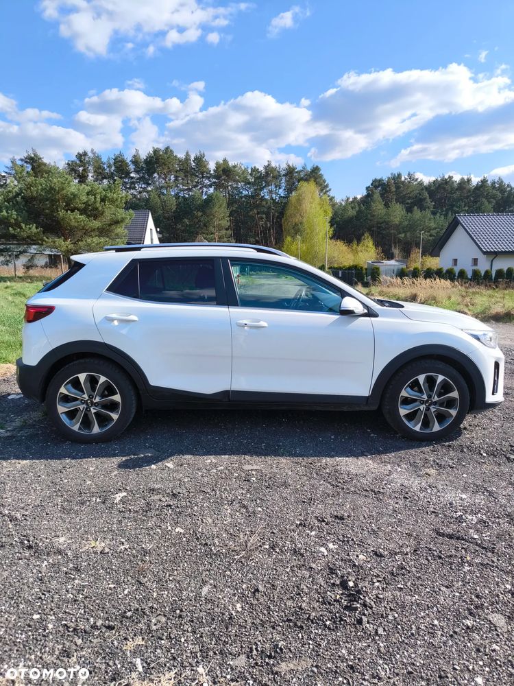 Kia Stonic 1.4 L - 7