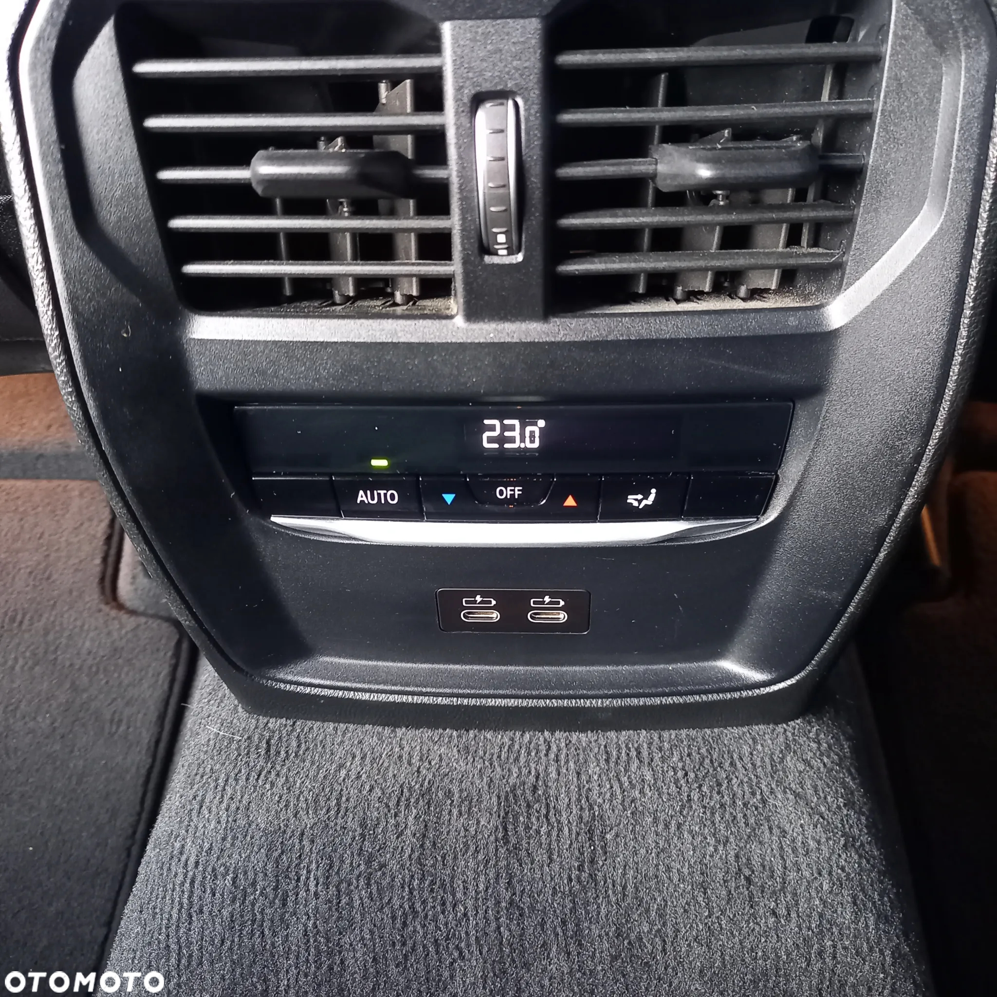 BMW Seria 3 330e Touring xDrive M Sport - 24
