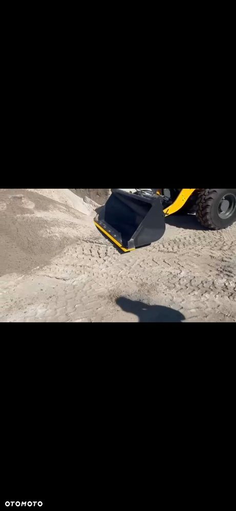 JCB - 3