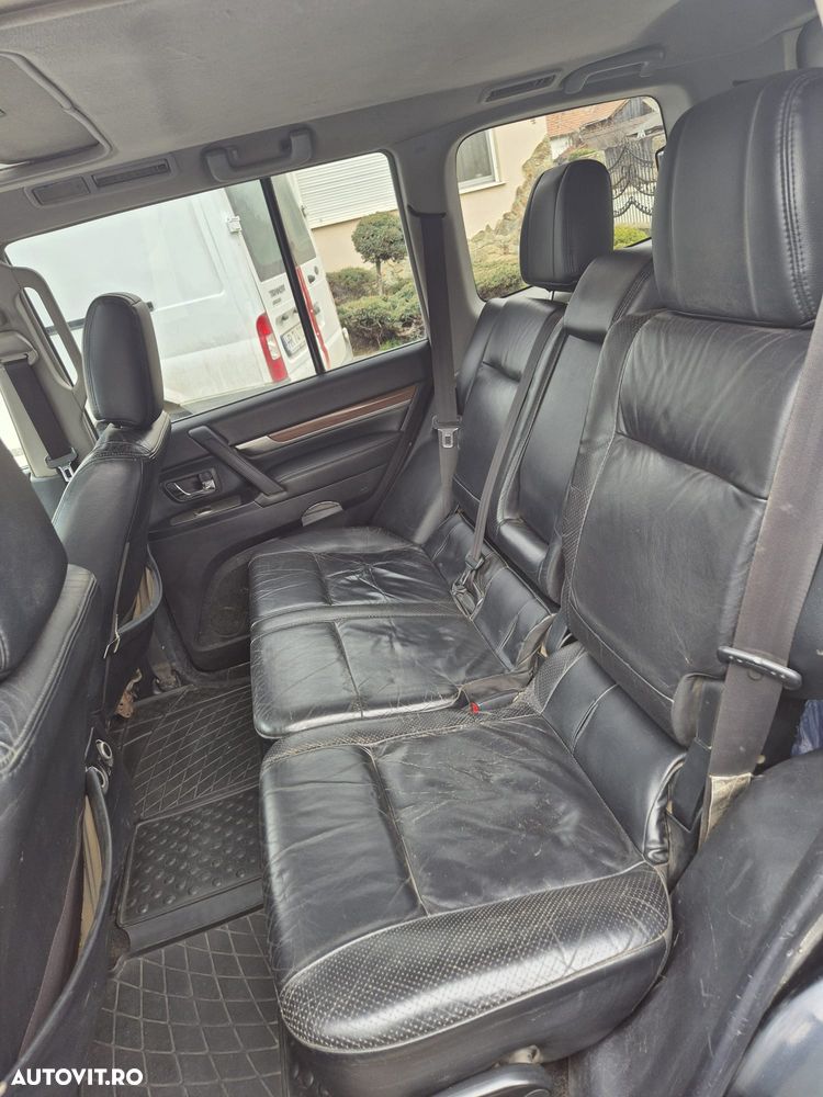 Mitsubishi Pajero LWB 3.2 DI-D Instyle A/T - 7