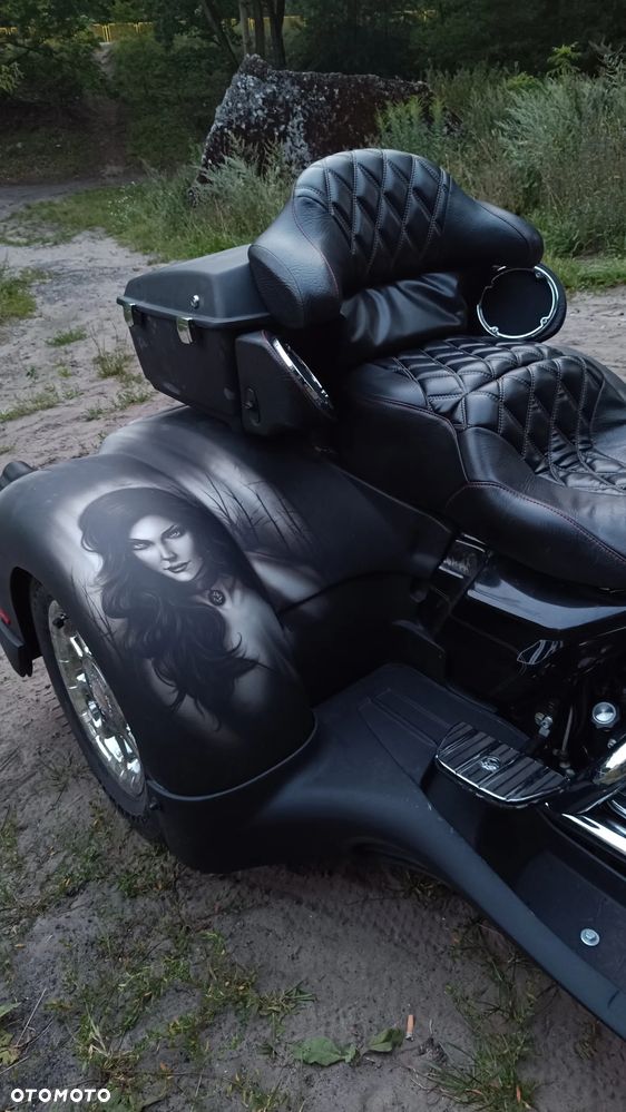 Harley-Davidson FLHTCU Ultra - 12