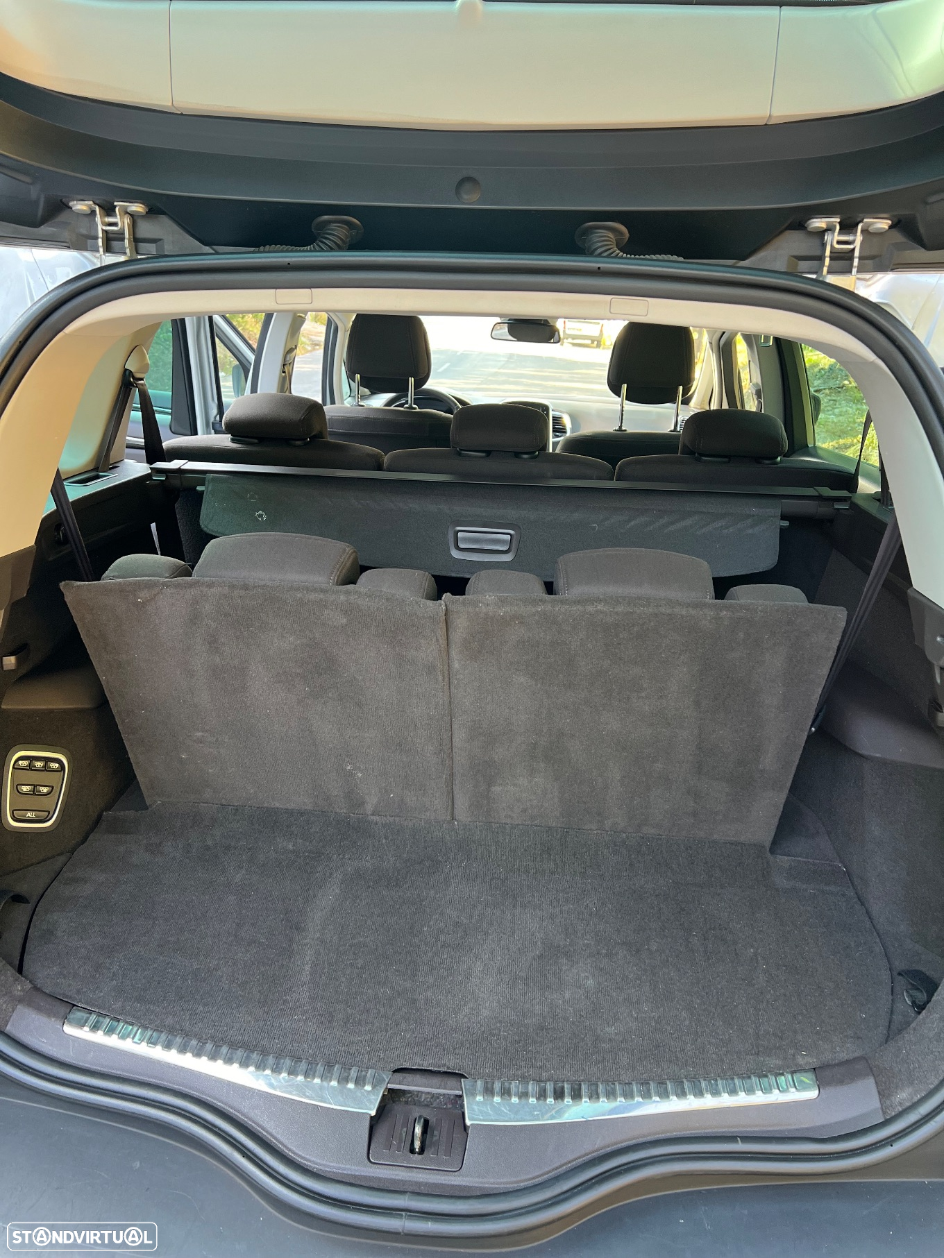 Renault Espace 1.6 dCi Zen - 21