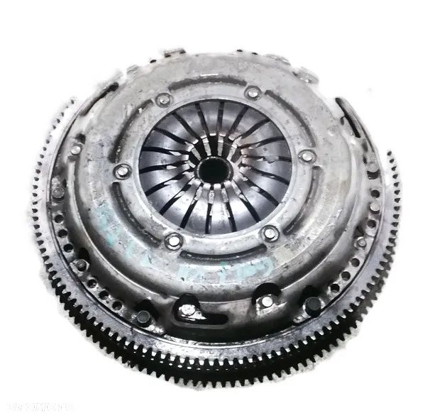 VW GOLF VII - SPRZĘGŁO 04E141026A - 1