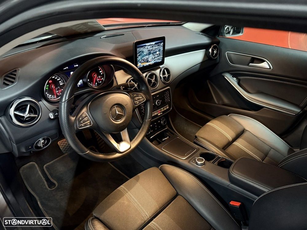 Mercedes-Benz GLA 180 Urban Aut. - 7
