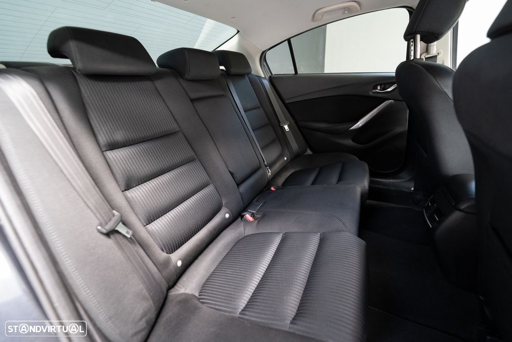 Mazda 6 2.2 SKY-D Excellence Navi - 24