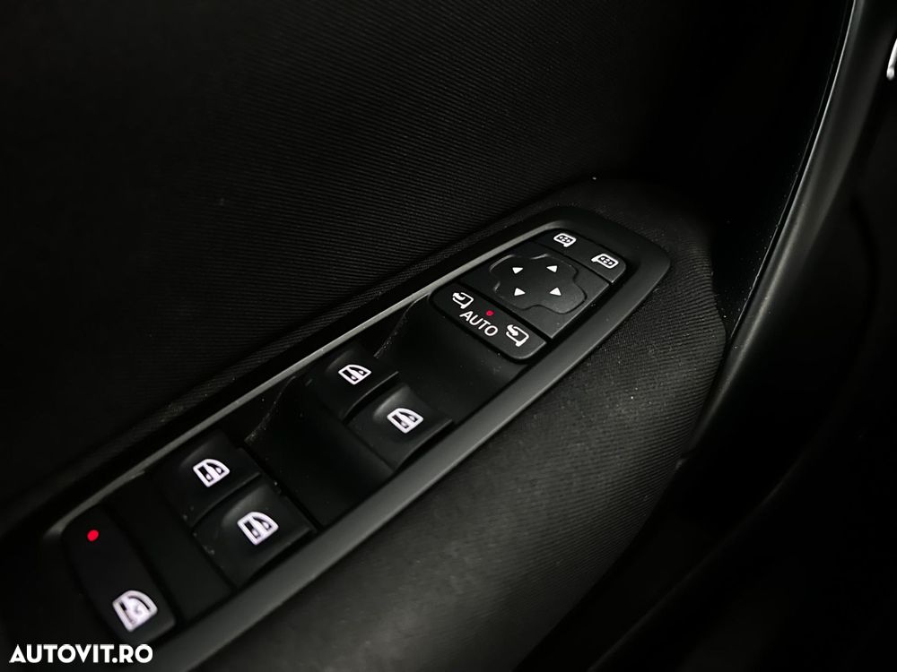 Renault Megane - 25