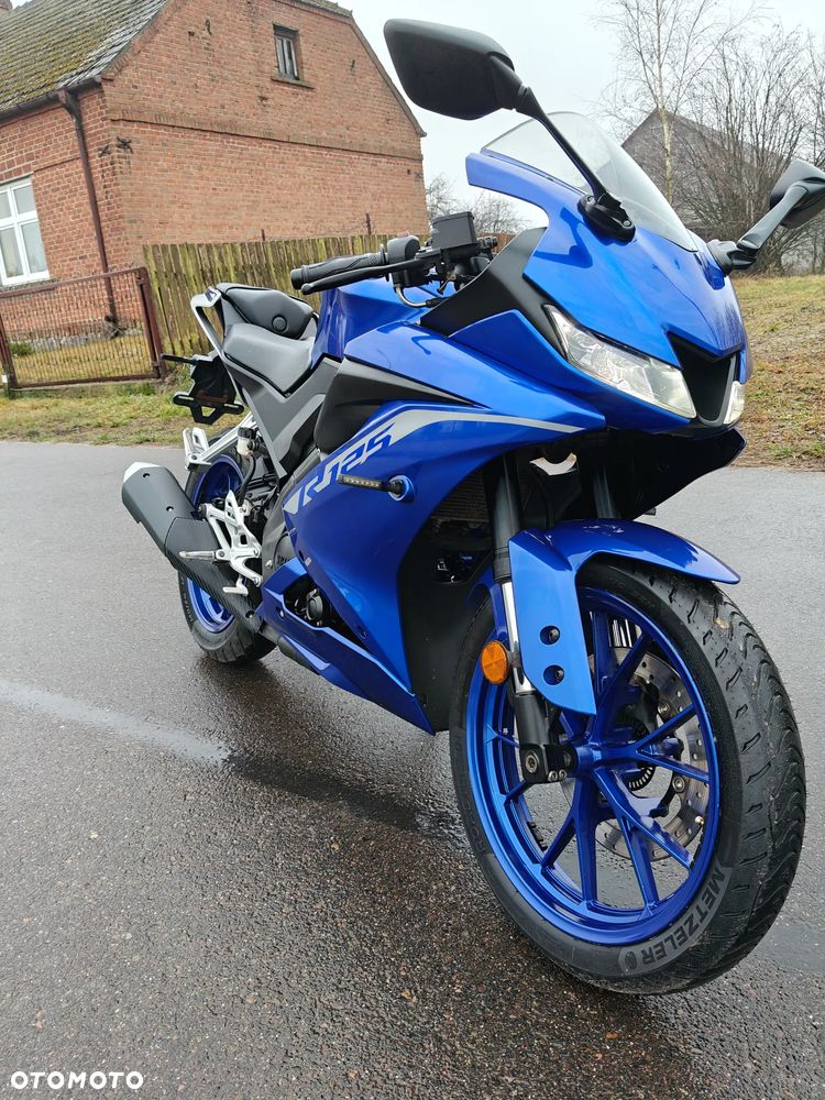 Yamaha YZF - 10
