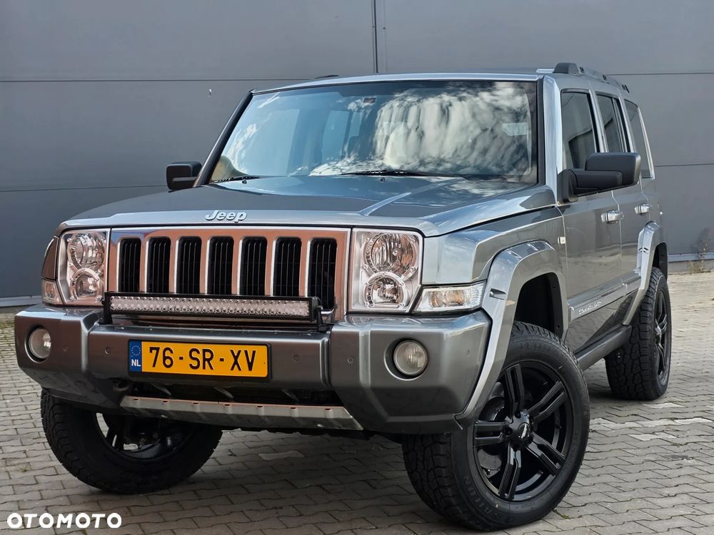 Jeep Commander 5.7 V8 Overland - 2