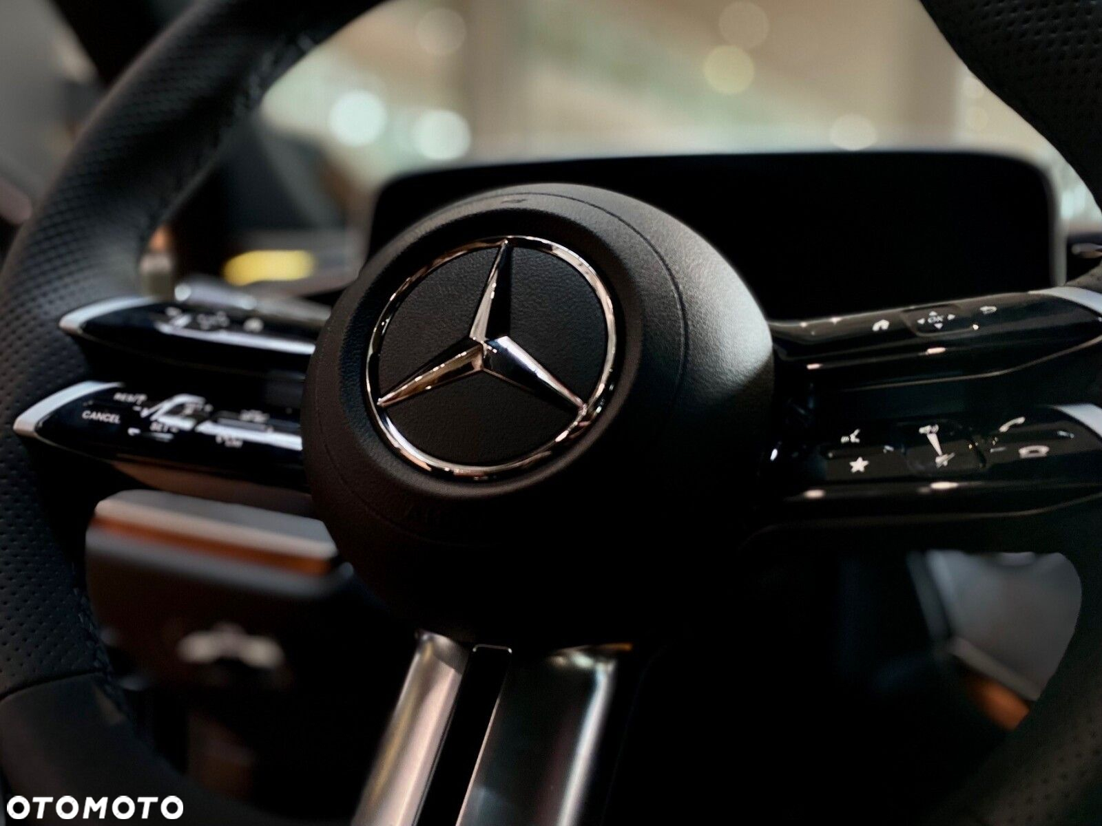 Mercedes-Benz Klasa E - 16