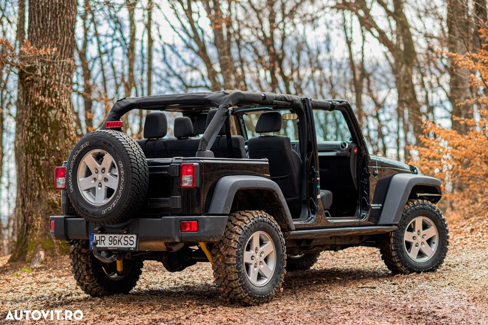 Jeep Wrangler Unlimited 2.8 CRD AT Rubicon - 38
