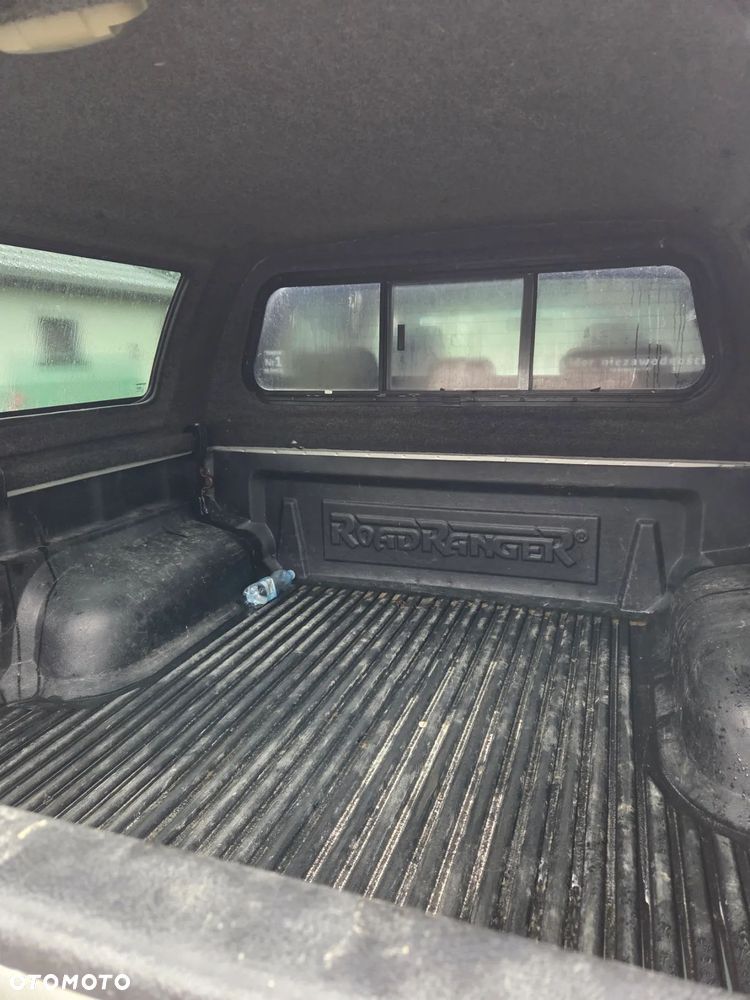 Toyota Hilux 3.0 D-4D Invincible - 9