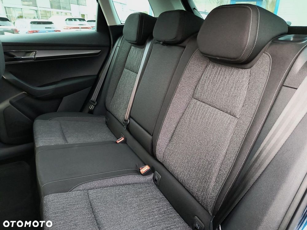 Skoda Karoq 2.0 TDI SCR 4x4 Style DSG - 26