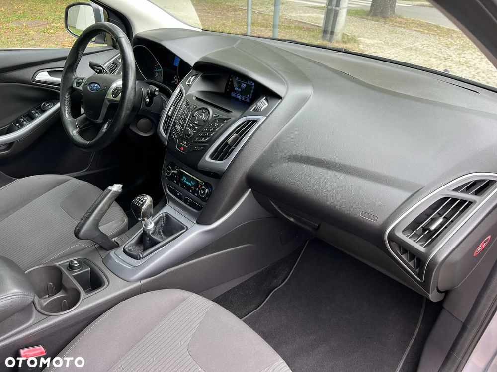 Ford Focus 1.0 EcoBoost Start-Stopp-System TREND - 17