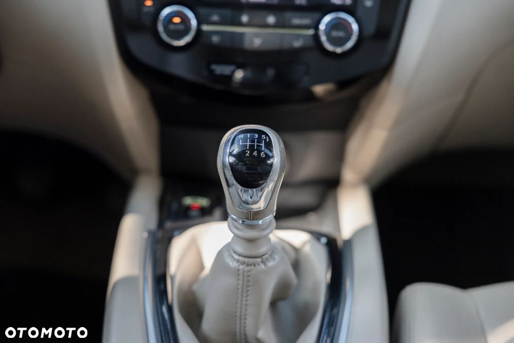 Nissan X-Trail 1.6 DCi Tekna 4WD - 21