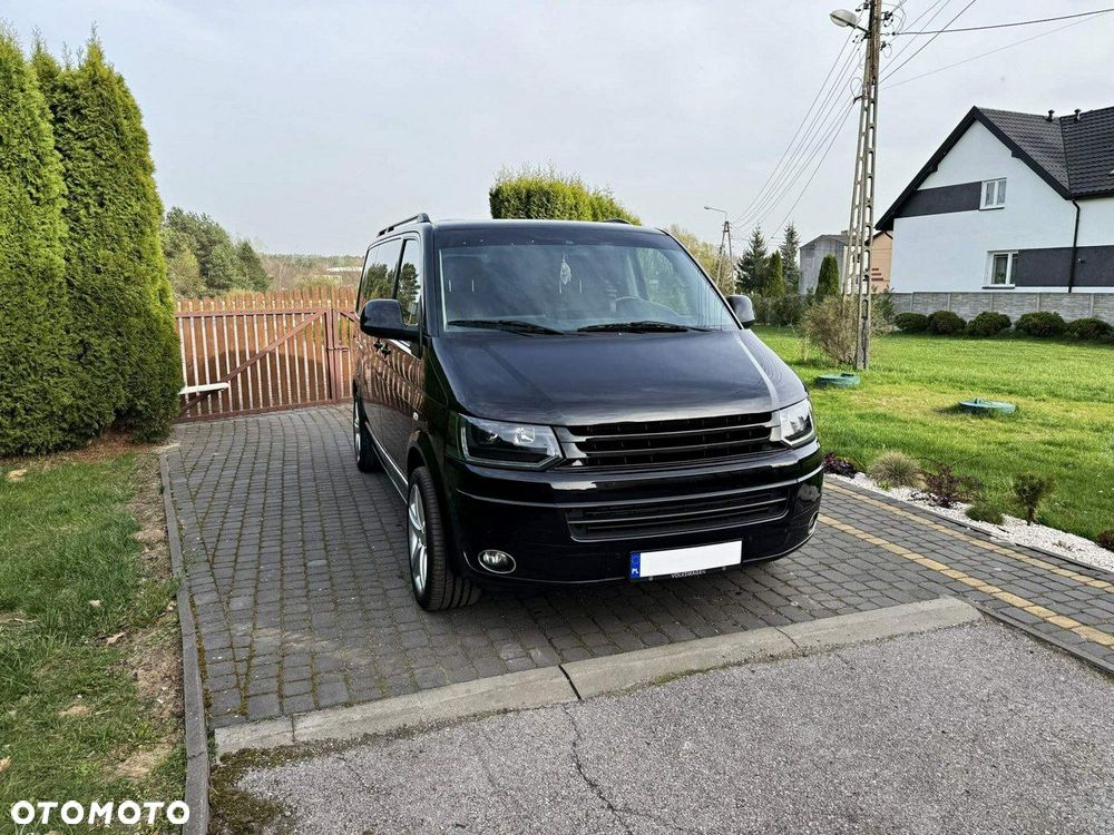 Volkswagen Multivan - 12