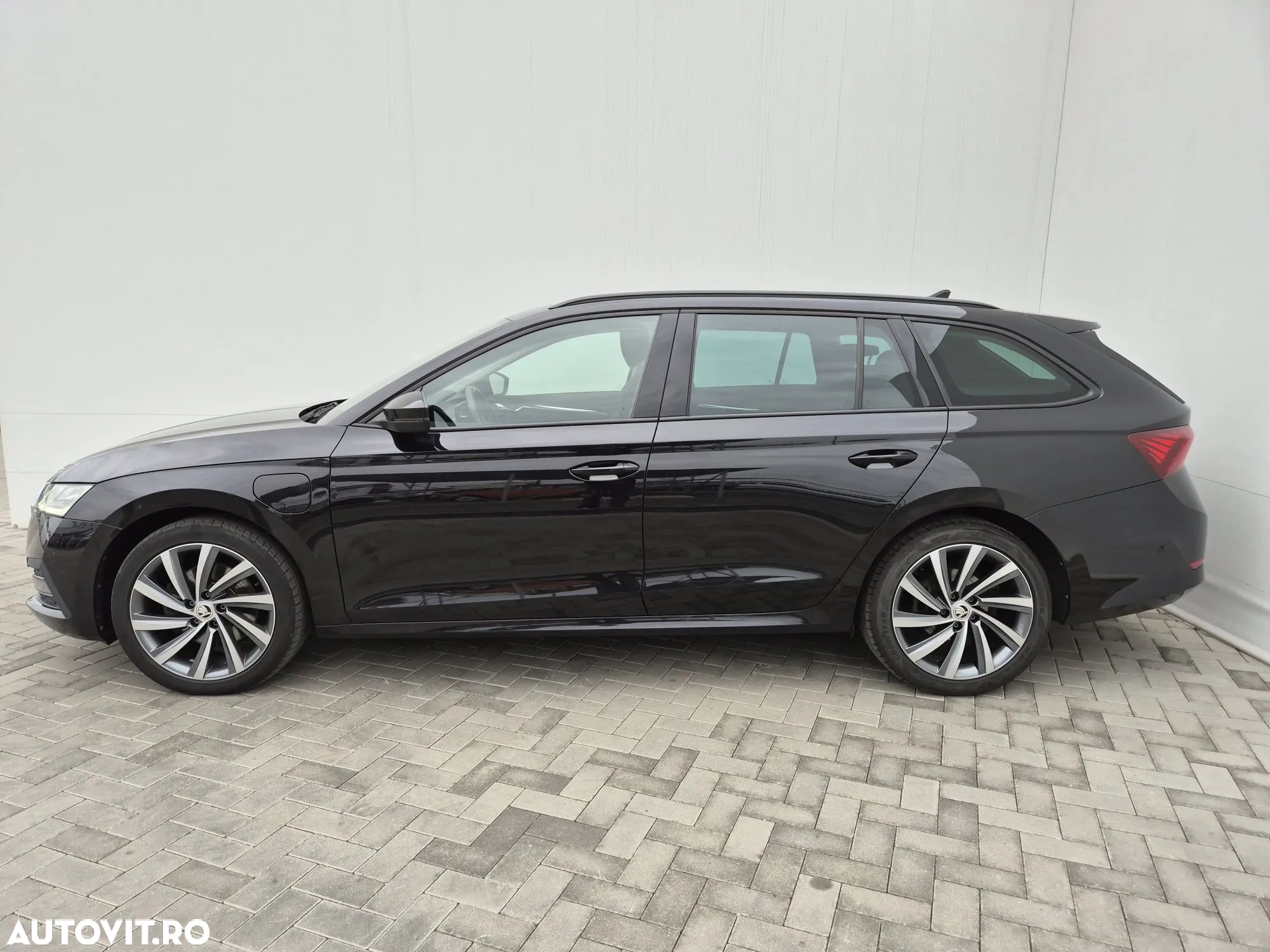 Skoda Octavia Combi 1.4 TSI DSG Style - 2