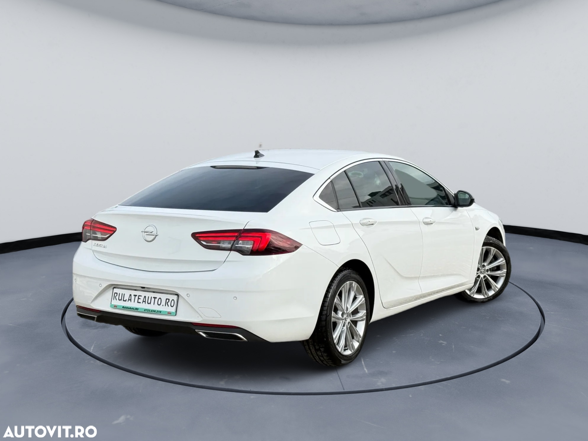 Opel Insignia Grand Sport 2.0 CDTI Start/Stop Aut. Innovation - 2