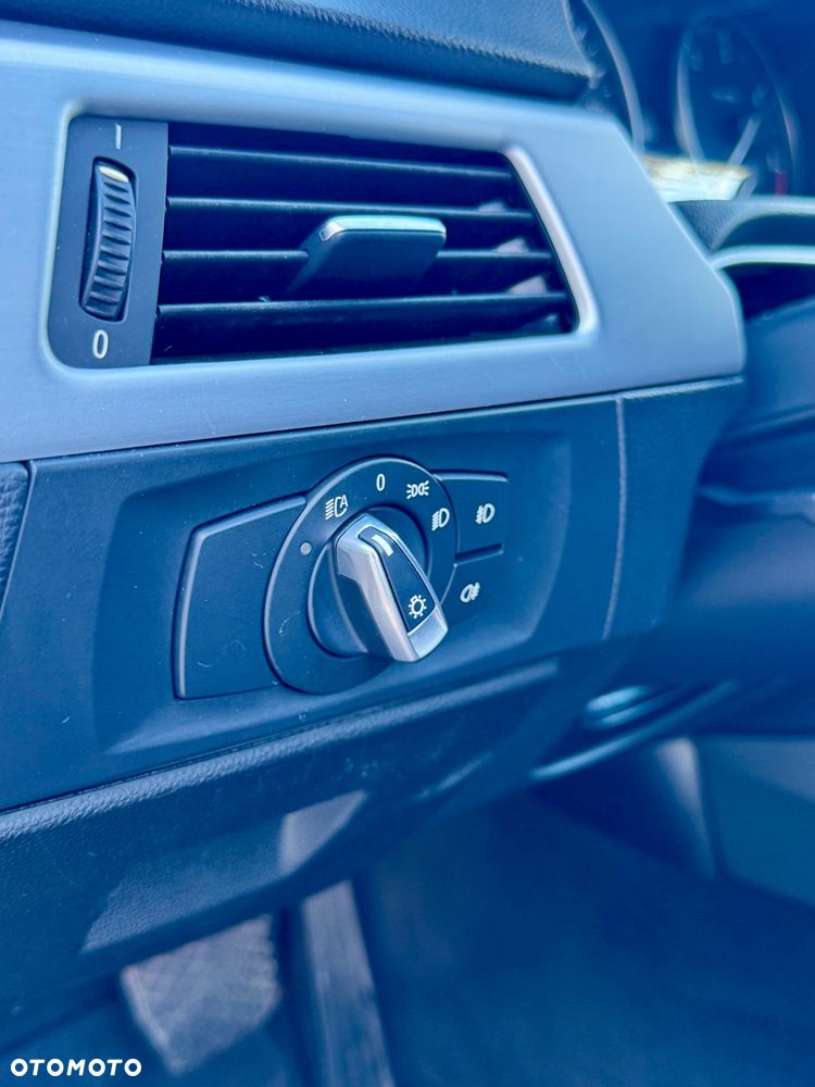 BMW Seria 3 - 24