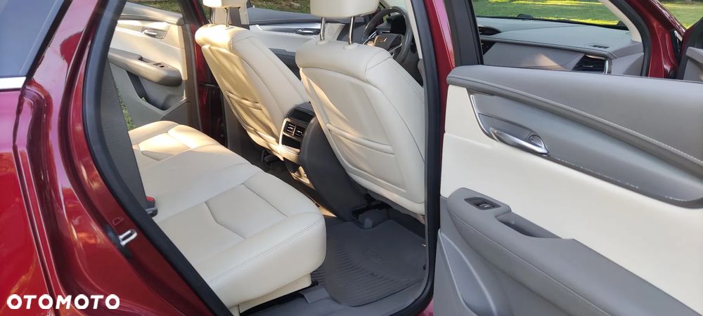 Cadillac XT5 3.6 V6 AWD Luxury - 14