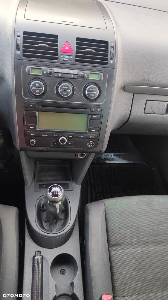 Volkswagen Touran 2.0 TDI DPF Trendline - 9