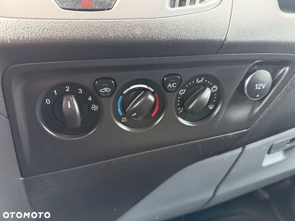 Ford Transit Custom - 27