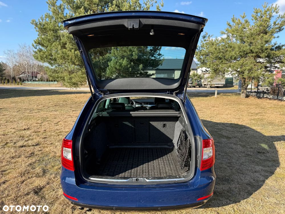 Skoda Superb 1.6 TDI Elegance - 13