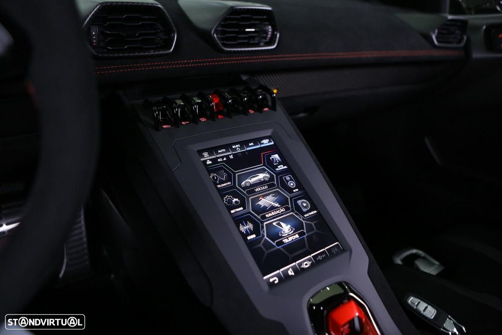 Lamborghini Huracán STO - 29