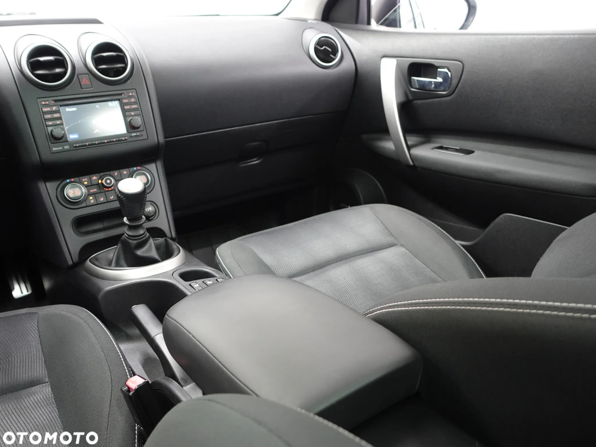 Nissan Qashqai+2 2.0 I-Way - 37