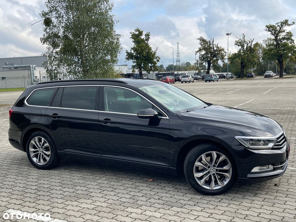 Volkswagen Passat 2.0 TDI Business DSG - 11