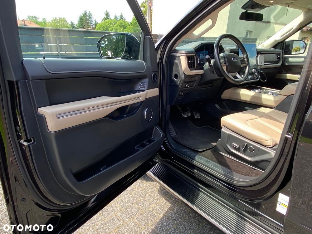 Ford Expedition - 11