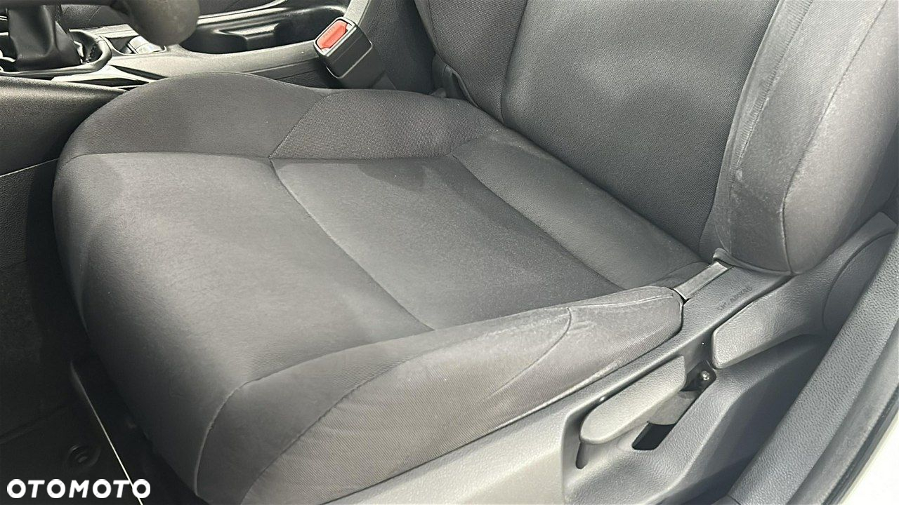 Toyota Corolla 1.2 T Active - 17