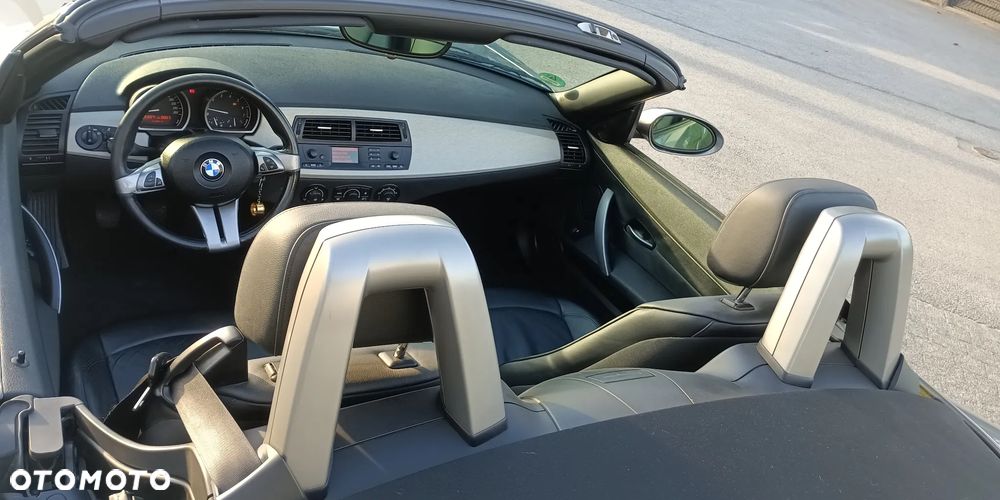 BMW Z4 2.2i - 33