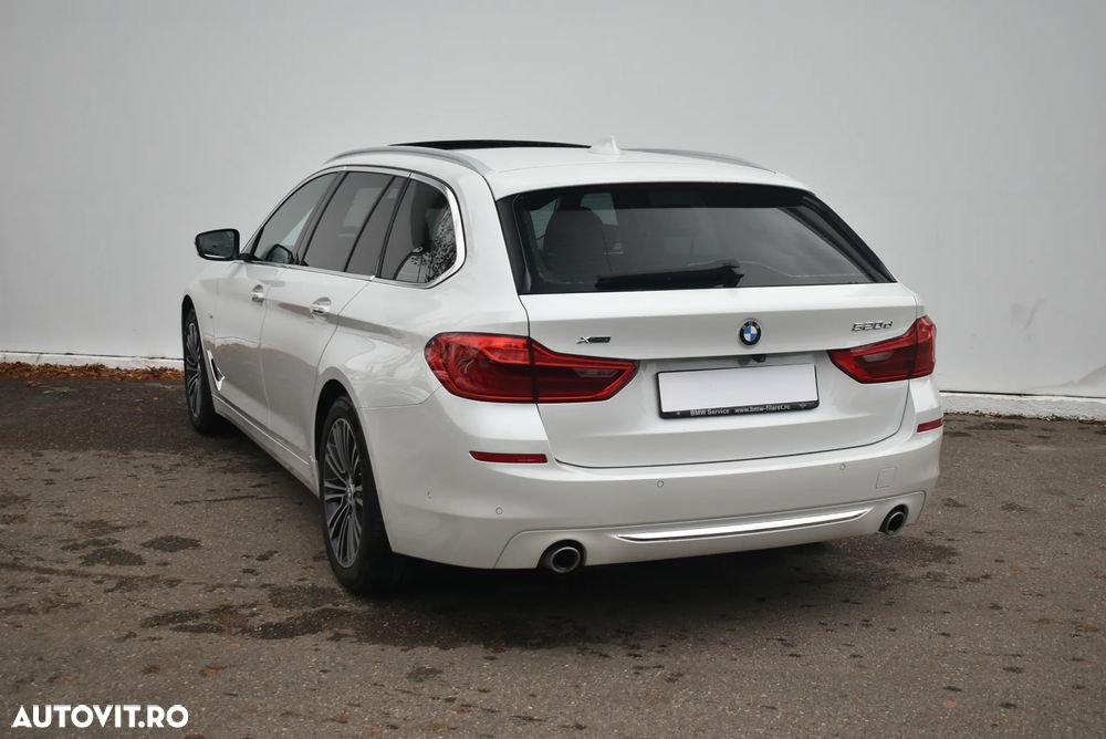 BMW Seria 5 520d xDrive Touring Aut. Luxury Line - 3
