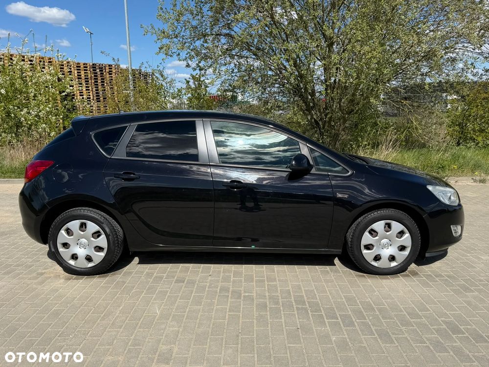 Opel Astra 1.6 Enjoy - 7