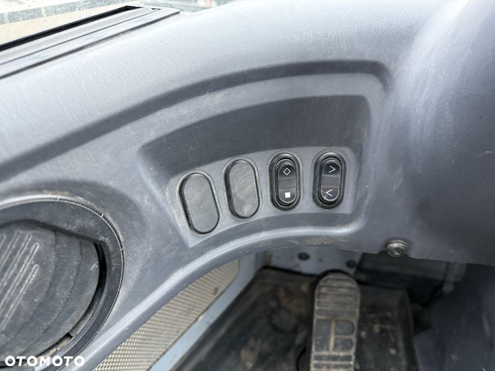 Komatsu WA 250PZ-6 - 11