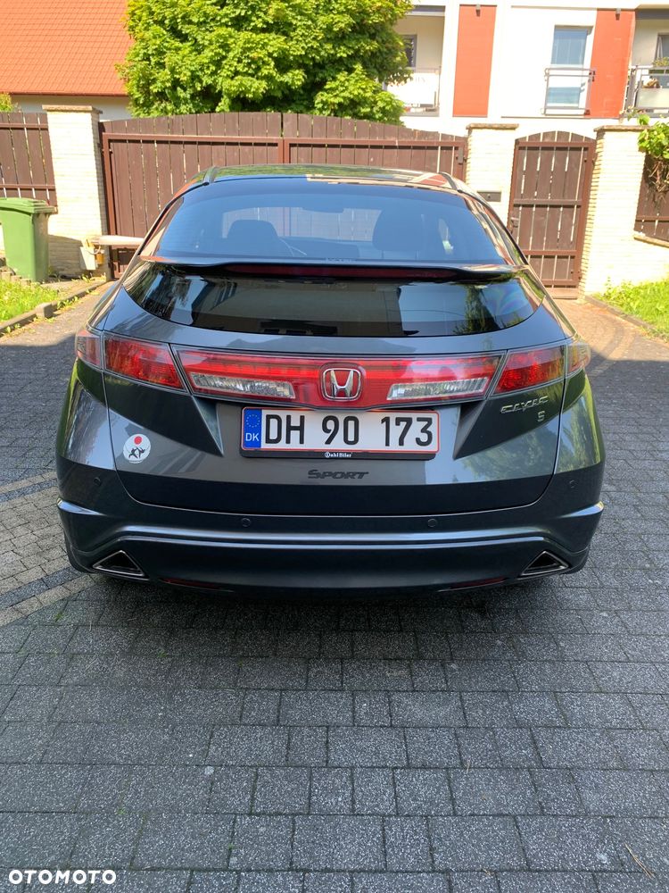Honda Civic 1.8i-VTEC Sport - 17