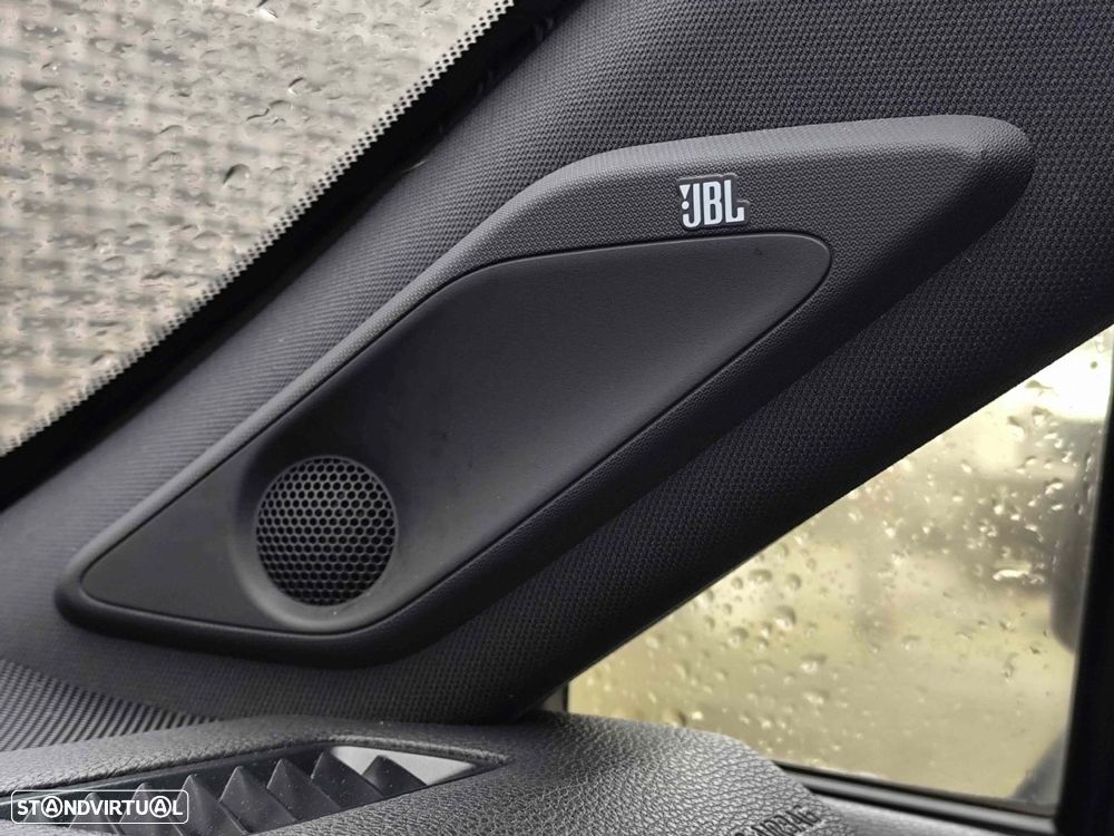 Toyota RAV4 2.5 HDF Square Collection - 32