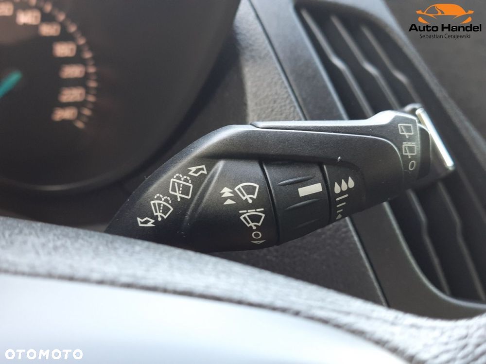 Ford Tourneo Connect - 19