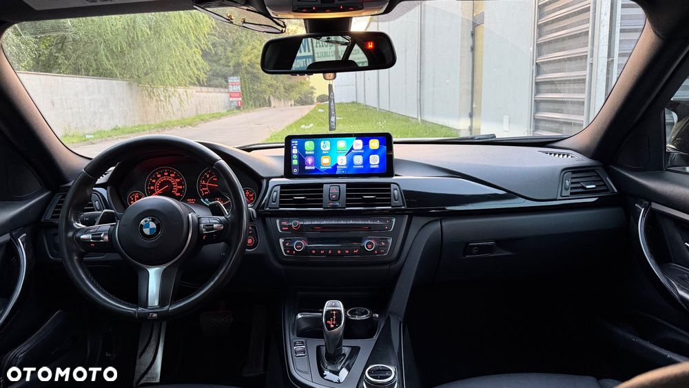 BMW Seria 3 328i xDrive - 18