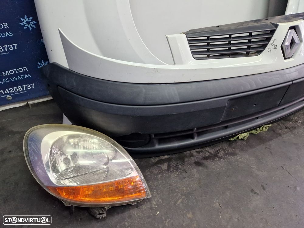 Frente completa usada RENAULT KANGOO 1.5 DCI capot parachoques oticas guardalamas - 4