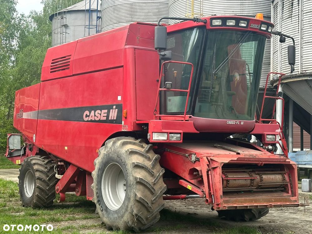 Case IH CF 80 / HEDER 7M - 2