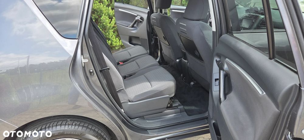 Toyota Verso 1.8 Premium EU5 7os - 24